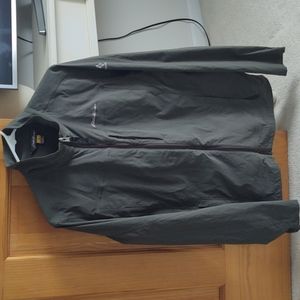 Eddie Bauer lightweight green jacket in size medium.